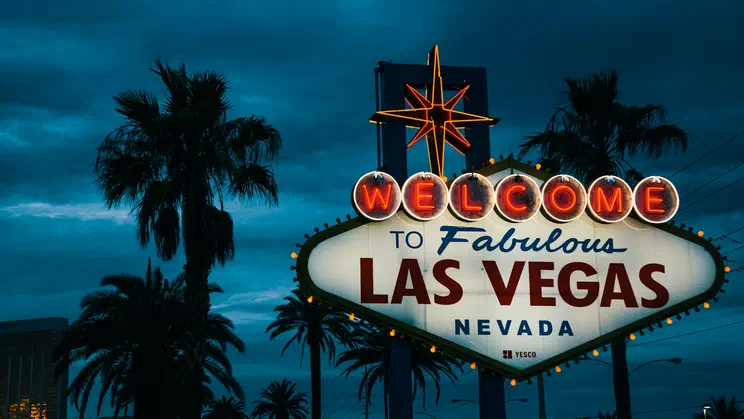 Vegas sign